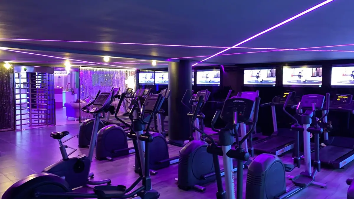 AdriLadies: Club de sport, Centre de fitness pour femmes à Fès · Fitness & Musculation · Fès