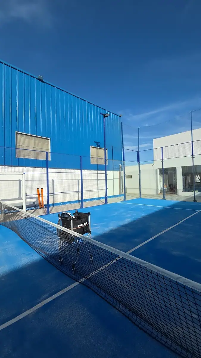 Warehouse Padel Club · Padel · Tétouan · photo 2