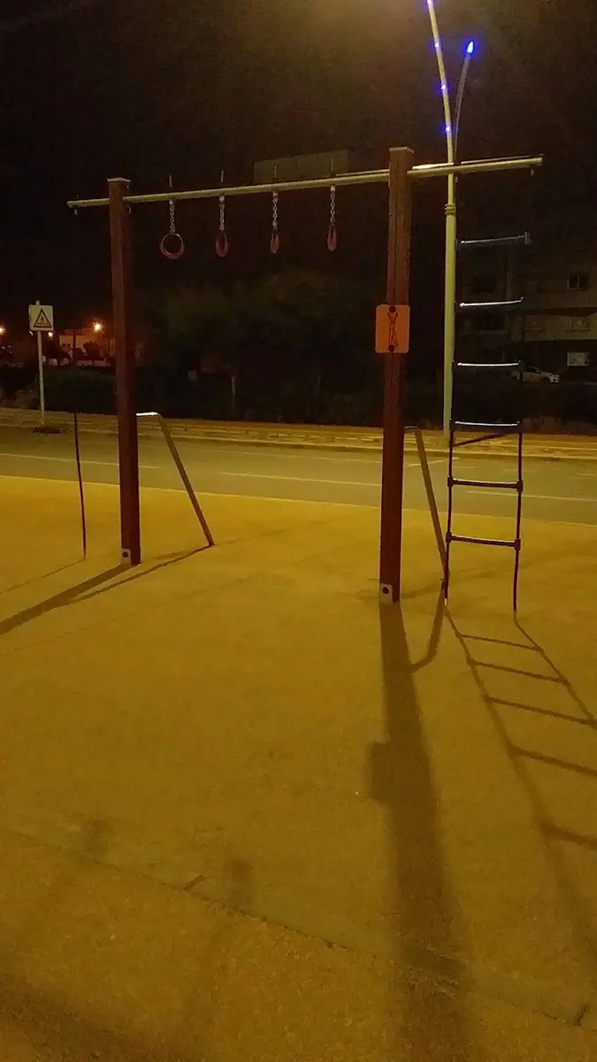 Outdoor Fitness Park مكان رياضة عمومي · Fitness & Musculation · Nador · photo 2