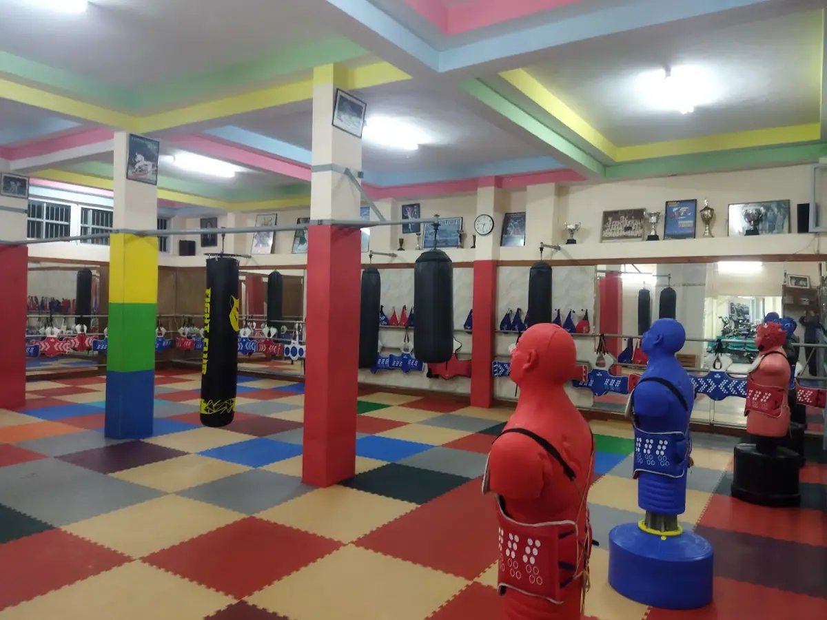 Salle de Sport Club Casablancais · Fitness & Musculation · Casablanca