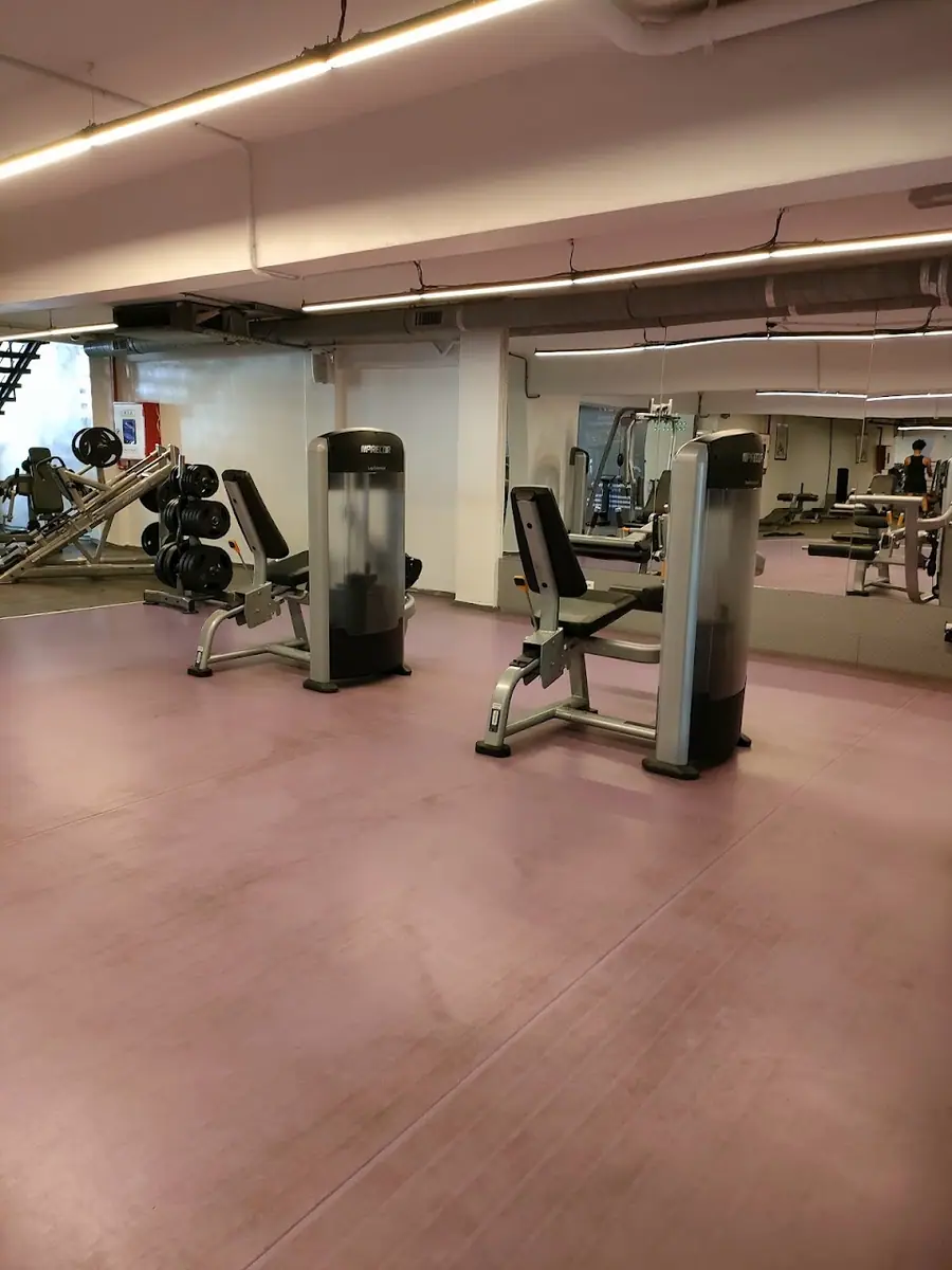 Anytime Fitness Zerktouni · Fitness & Musculation · Casablanca · photo 3