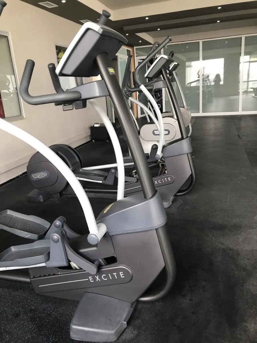 Piscine Tropicana · Fitness & Musculation · Casablanca