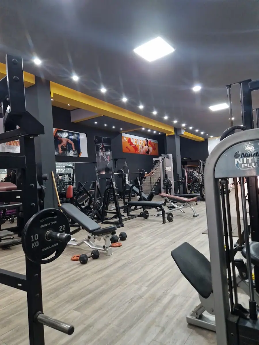 Dynamo GYM · Fitness & Musculation · Rabat