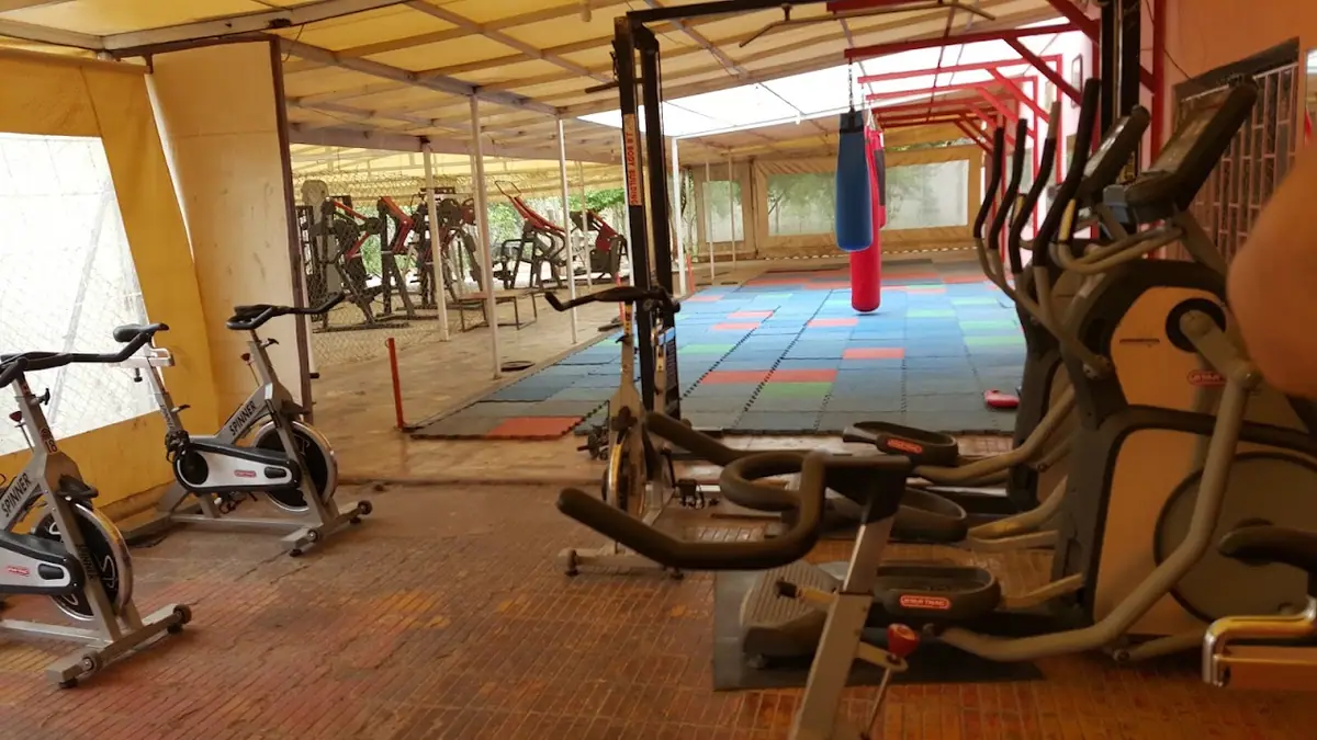 Association Club Maghrib El Aoussat De Sport · Fitness & Musculation · Fès