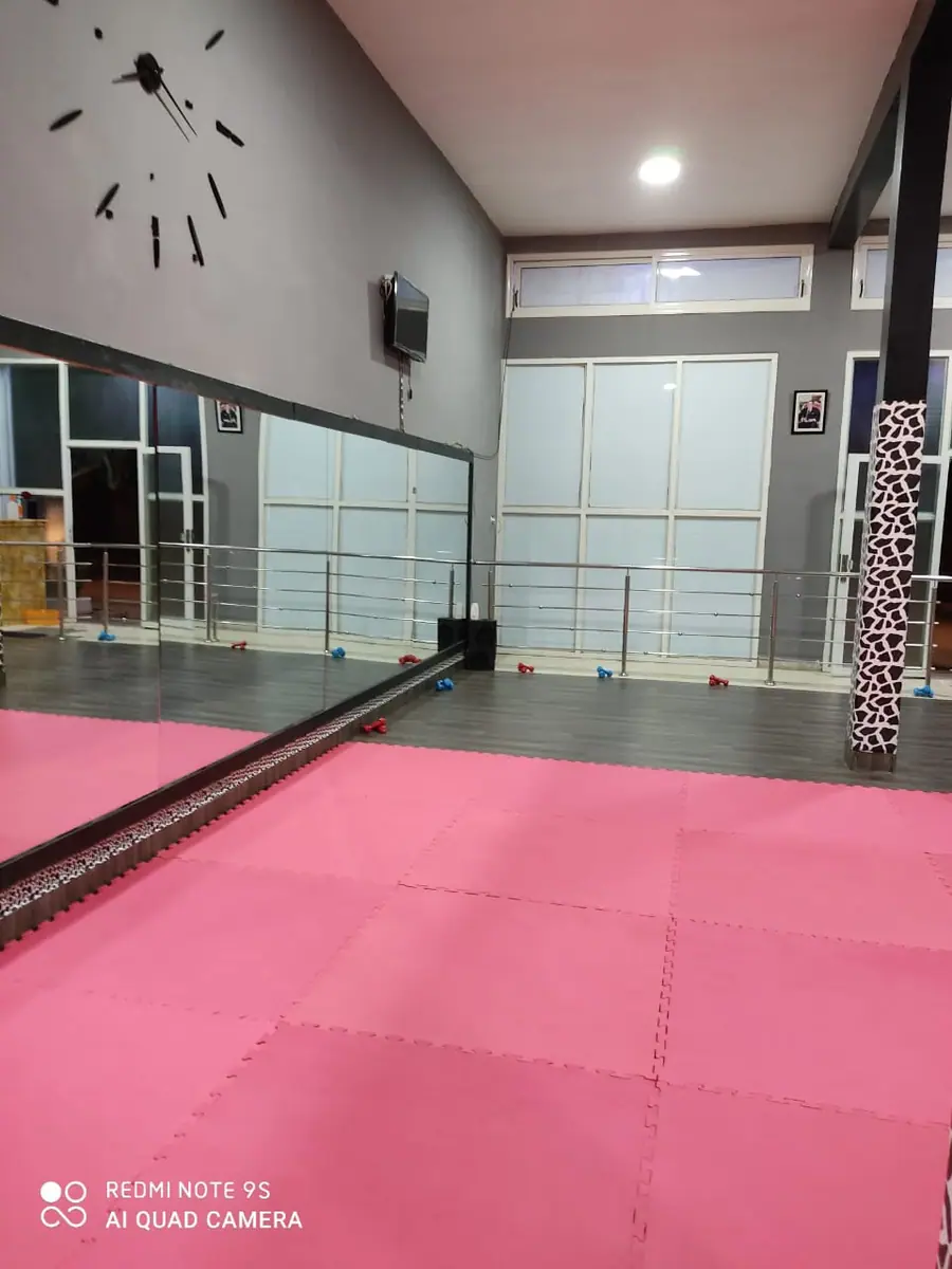 Fitnes aicha · Fitness & Musculation · Meknès · photo 2