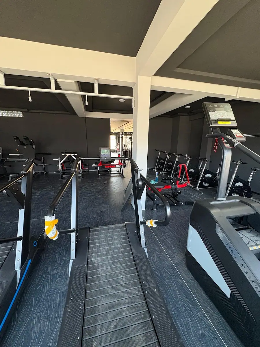 Lina Fitness gym · Fitness & Musculation · Casablanca