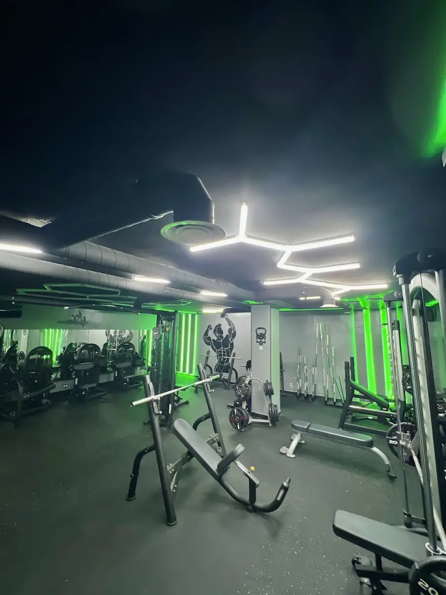 KINGS GYM (AlaOui) · Fitness & Musculation · Meknès