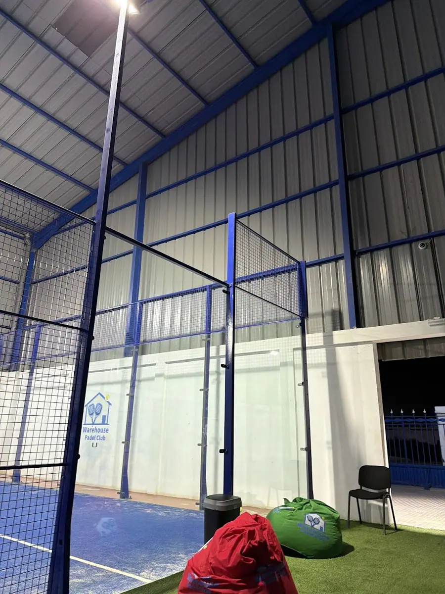 Warehouse Padel Club · Padel · Tétouan