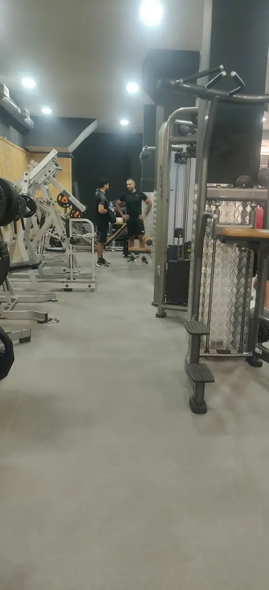 Body Master Gym Casa · Fitness & Musculation · Casablanca