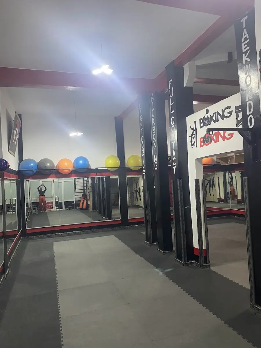 Gym Kick Boxing · Fitness & Musculation · Fès