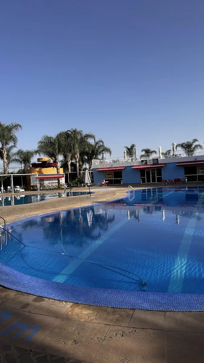 montazah nakhil · Natation · Meknès