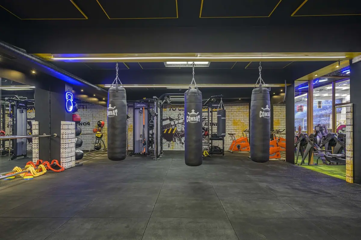 Miaraj Club · Natation · Casablanca