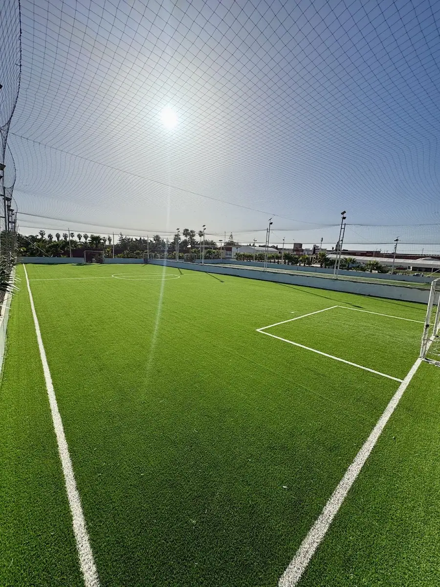 Terrains de foot Ain attig · Football · Rabat · photo 2
