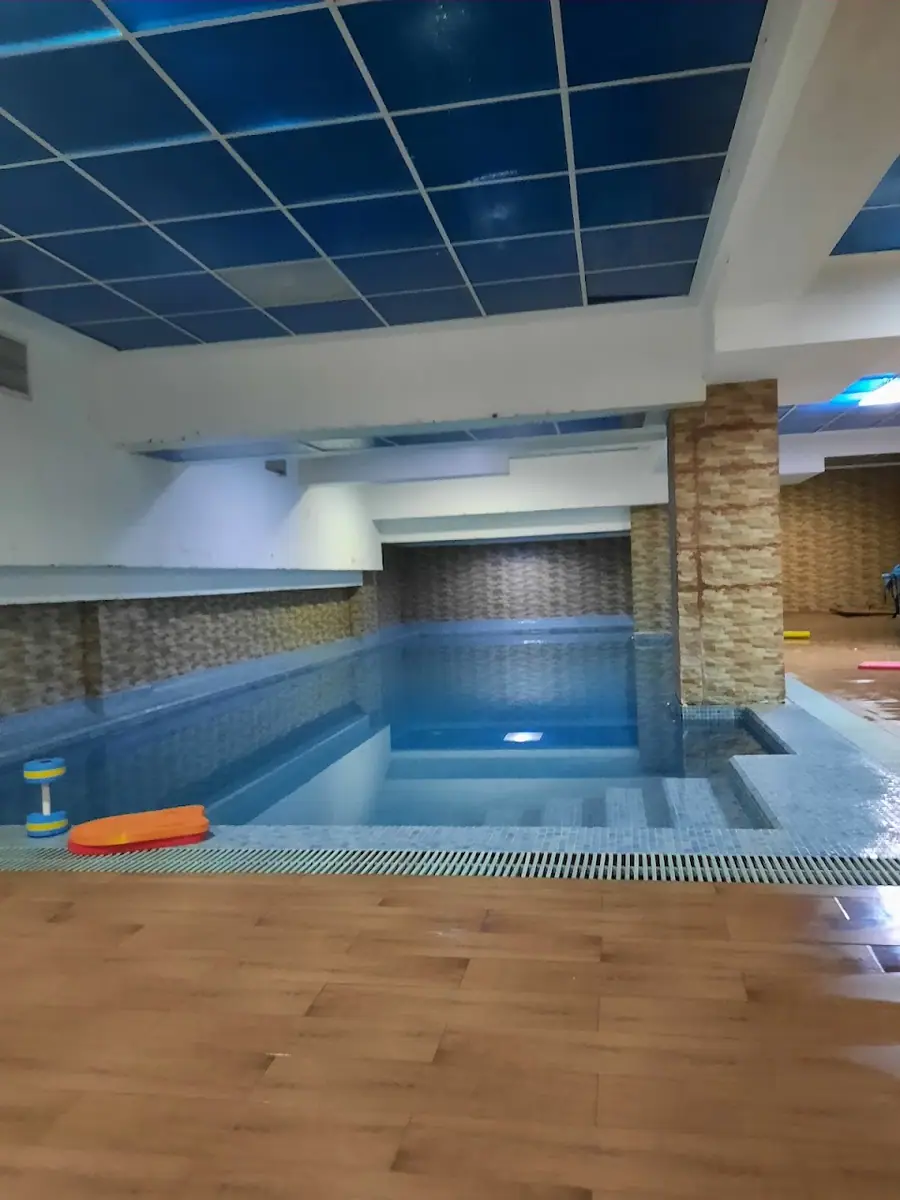 Bouskoura Fitness · Natation · Casablanca