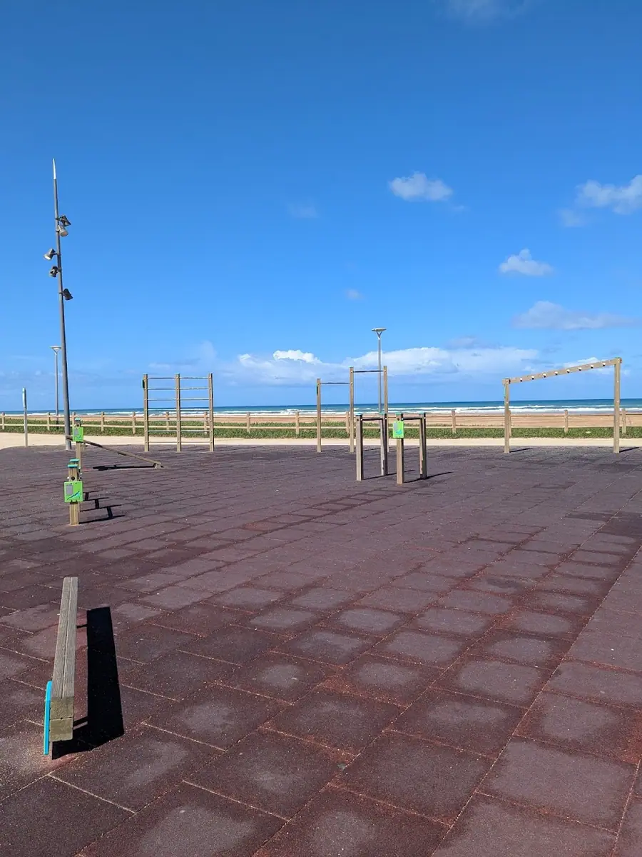Calisthenics Parc, Street workout · Fitness & Musculation · Tanger · photo 2