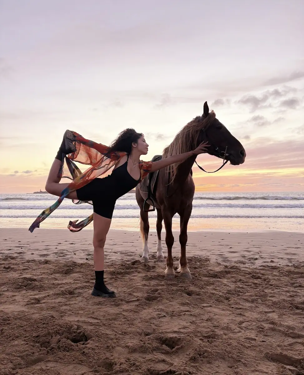 Yoga Marrakech · Curly Yogi · Yoga & Pilates · Marrakech