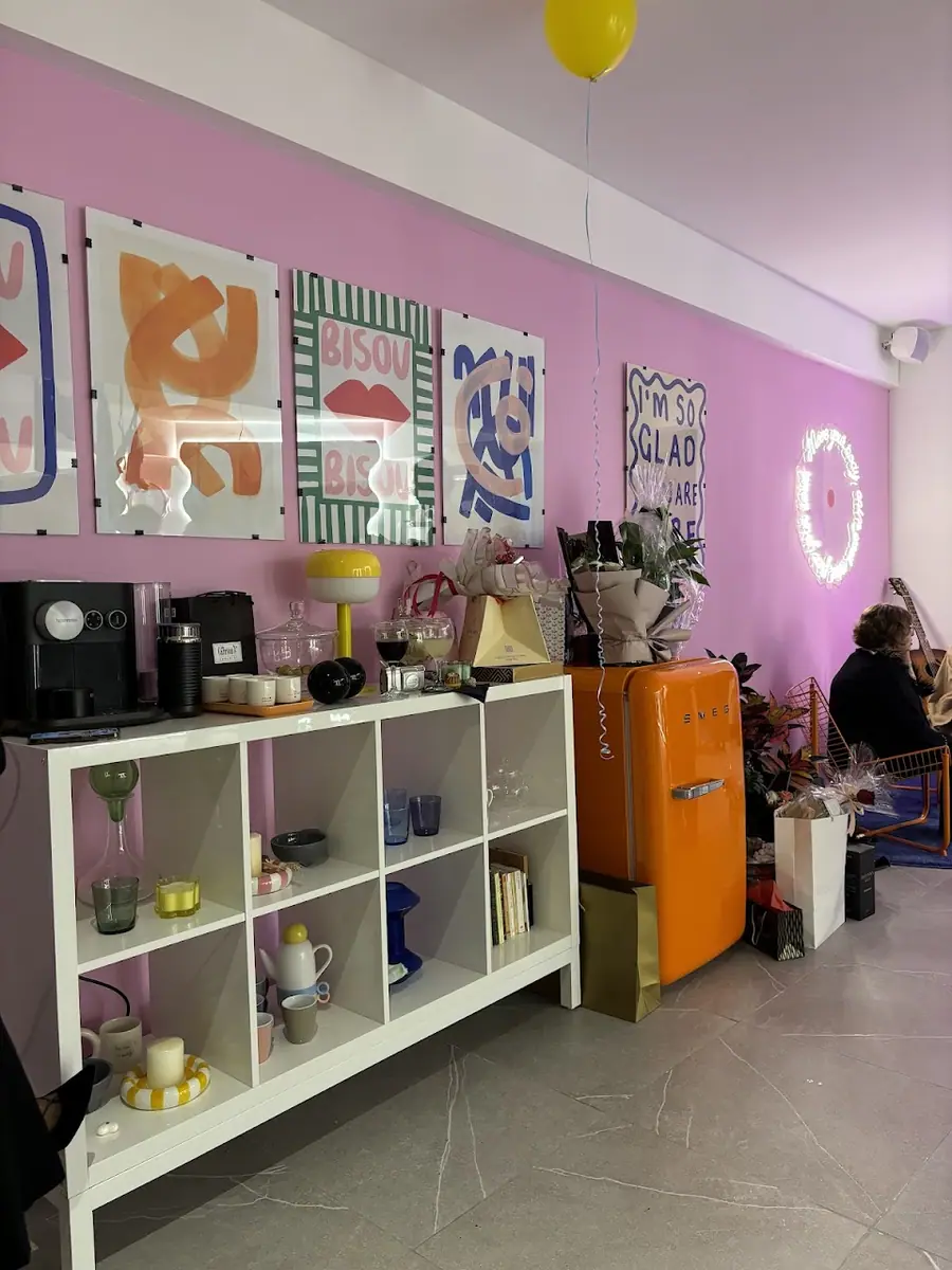 Hello Mantra Yoga Studio · Yoga & Pilates · Tétouan