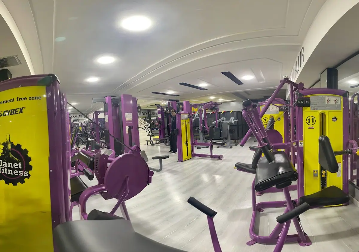 Club El Mouhajir (Planet Fitness) · CrossFit · Meknès