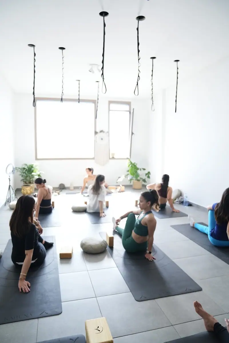 Karuna Studio - Yoga, Pilates, Aérien Soins Holistiques · Yoga & Pilates · Casablanca