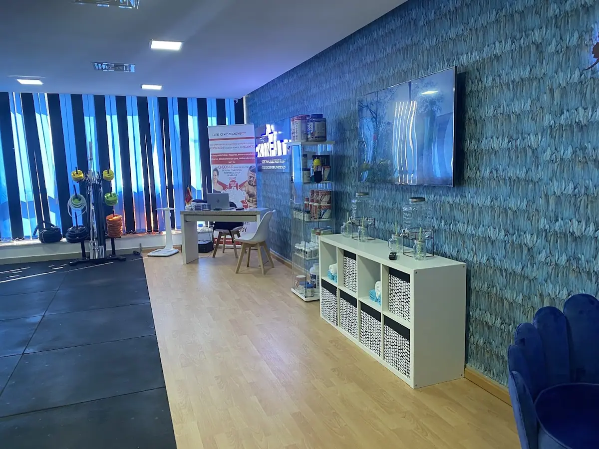 Skin Fitness (Studio De Coaching Sportif en Electro stimulation) · Fitness & Musculation · Casablanca