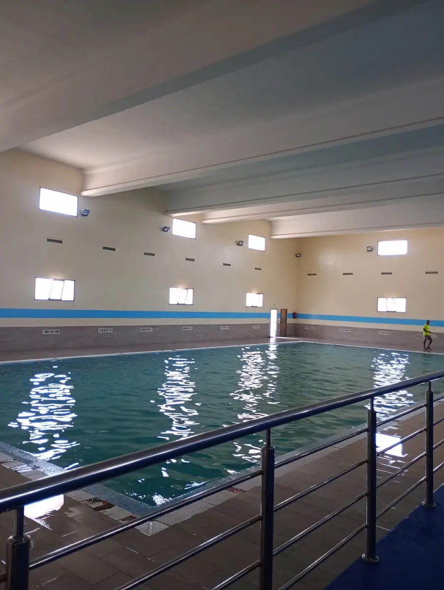 مسبح المغطاة العروي · Natation · Nador · photo 2