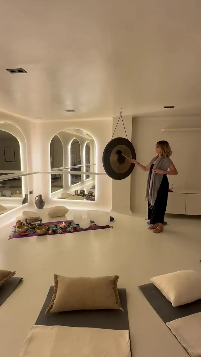Aura club Lagree Pilates Soin visage Massage Coffee shop · Yoga & Pilates · Marrakech
