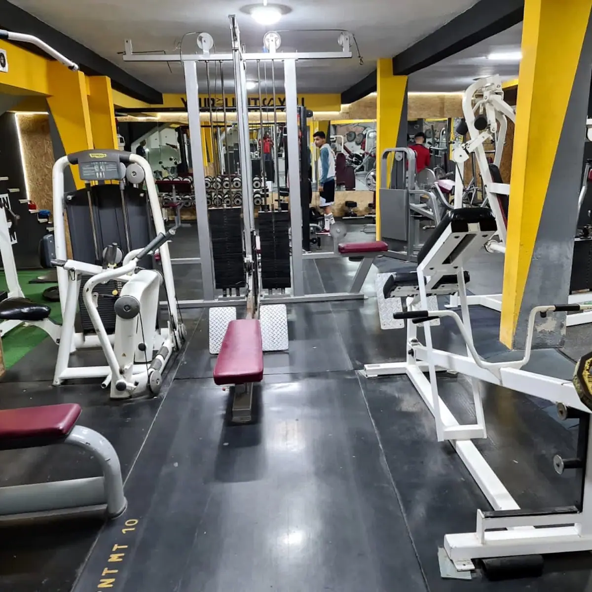 A.B Family Gym · Fitness & Musculation · Rabat