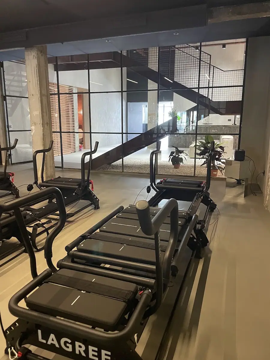 Six Lagree & Wellness · Yoga & Pilates · Casablanca