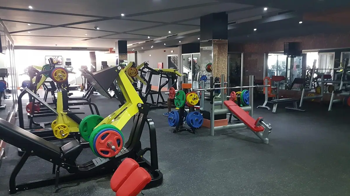 Riada Center · Natation · Rabat