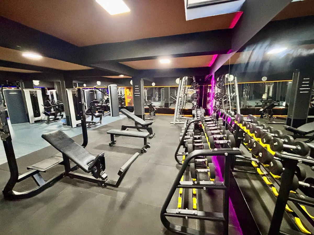 Pyramid Fitness - Sala Aljadida · Fitness & Musculation · Rabat