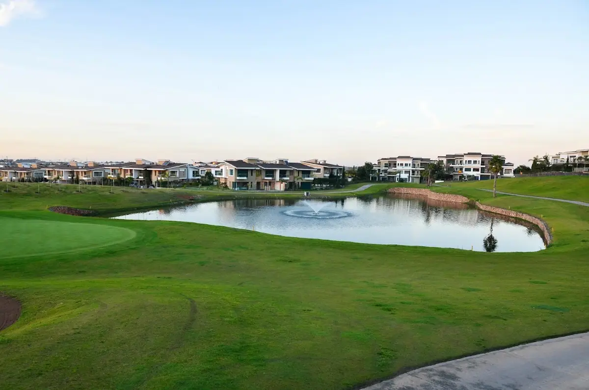 California Golf Resort · Tennis · Casablanca