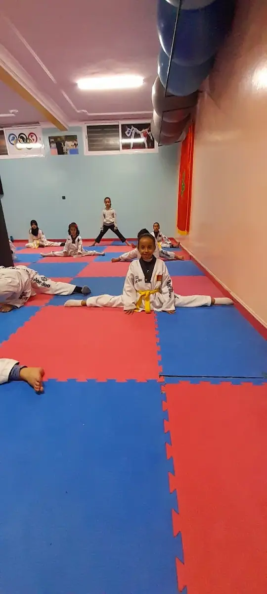 Association Alaoui de taekwondo et aerobic · جمعية العلوي للتايكواندو والايروبيك · Arts Martiaux · Meknès · photo 3
