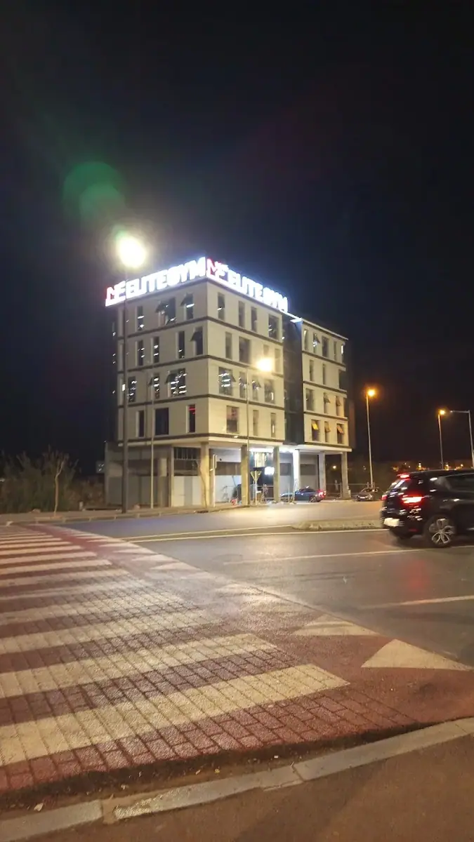 Mfitness Elite Gym Ain Atiq · Fitness & Musculation · Rabat · photo 3