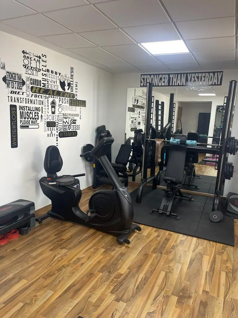 HFIT CASABLANCA healthy body & soul · Fitness & Musculation · Casablanca