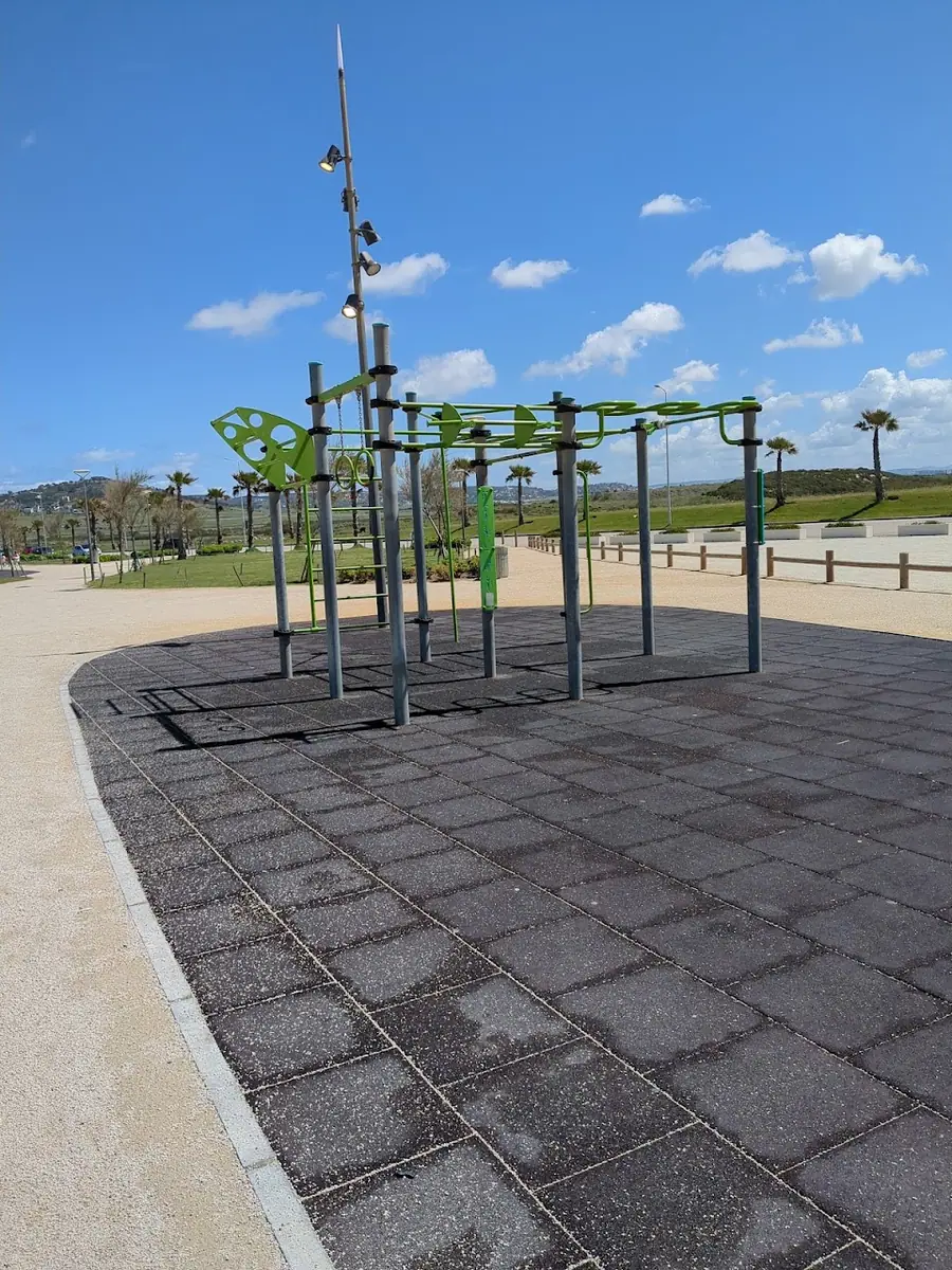 Calisthenics Parc, Street workout · Fitness & Musculation · Tanger