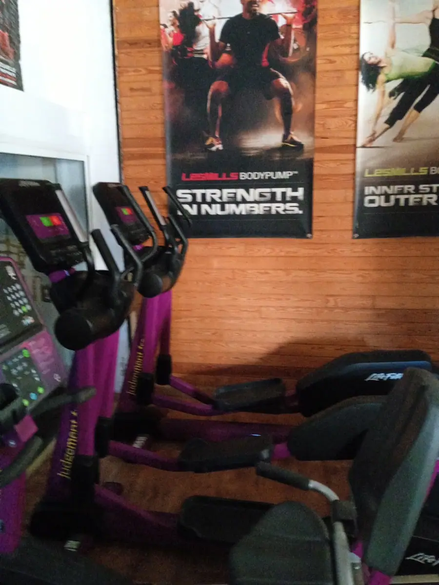 Sale De GYM · Fitness & Musculation · Meknès · photo 3