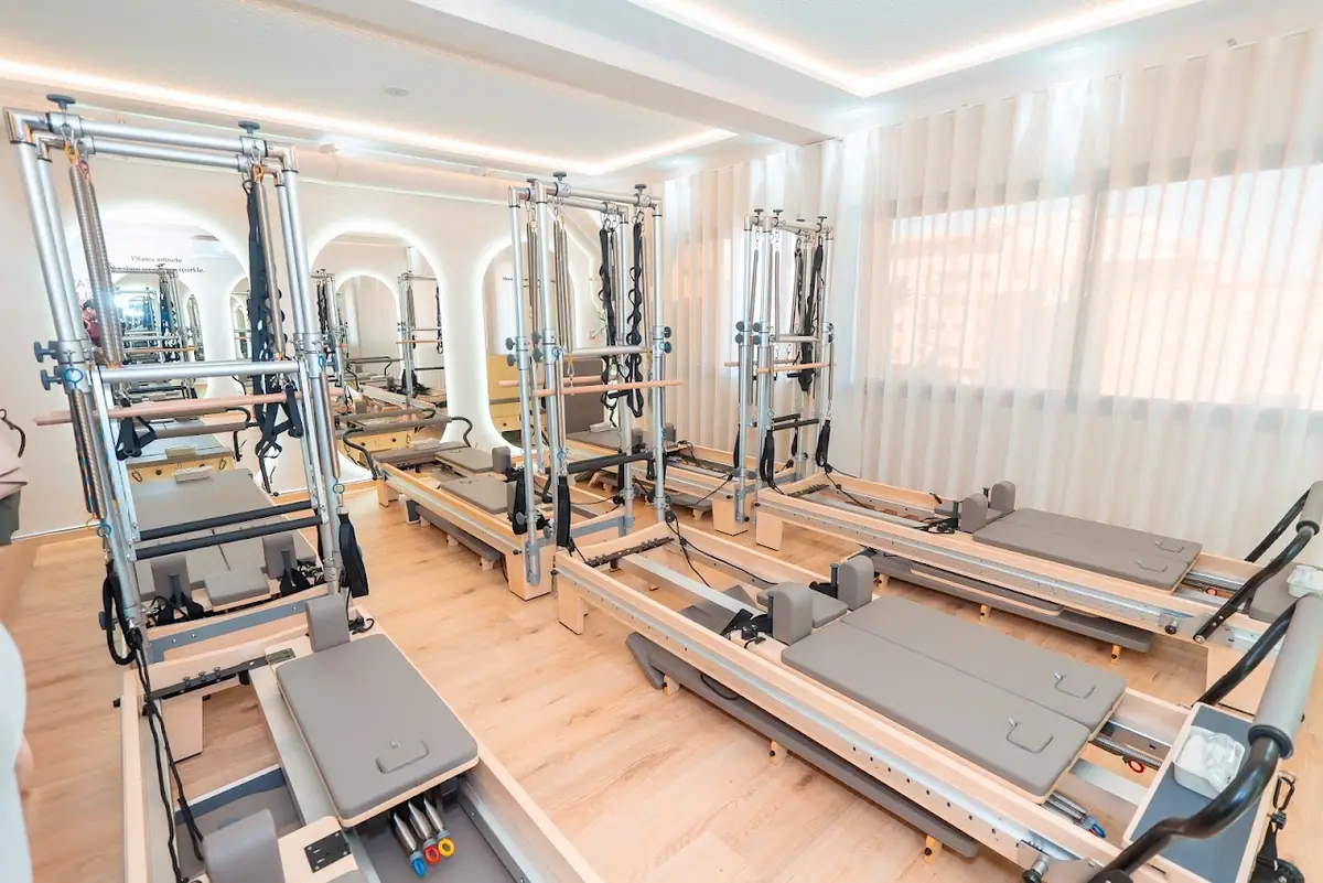 Pureform Pilates Studio · Yoga & Pilates · Tanger